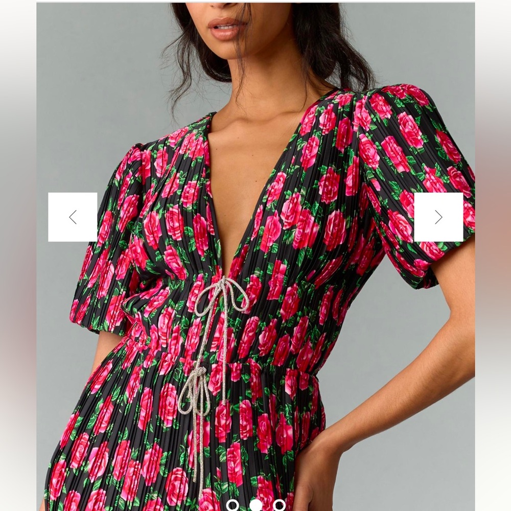 Brand new Wayf from Anthropologie jumpsuit. Perfect for Valentine’s Day! - Picture 4 of 8